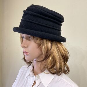 Scala | Accessories | Scala Cream Widebrim Hat With Bow  display picture 3